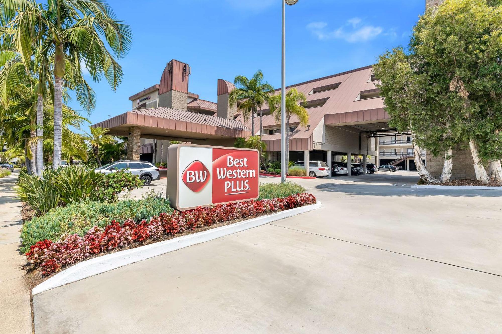 Best Western Plus Irvine Spectrum Hotel Lake Forest Bagian luar foto
